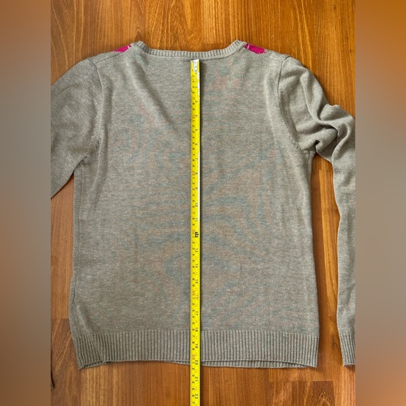 AJC V-Neck Sweater - Picture 11 of 12